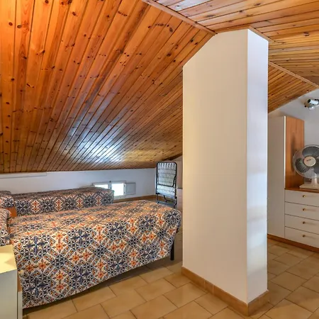 Apartman Il Quadrifoglio 2 Procchio